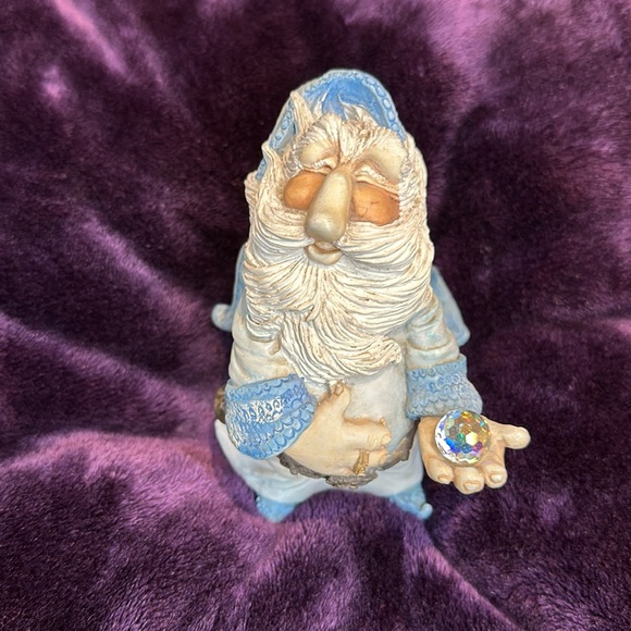 Krystonia figurine

L Shepf

Ns np

Had this guy since 1989 - Picture 3 of 5